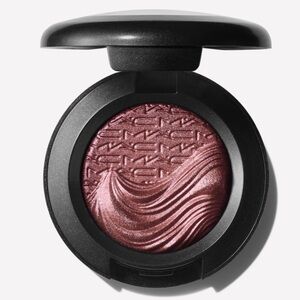 MAC Cosmetics Extra Dimension Eye Shadow (amorous alloy)